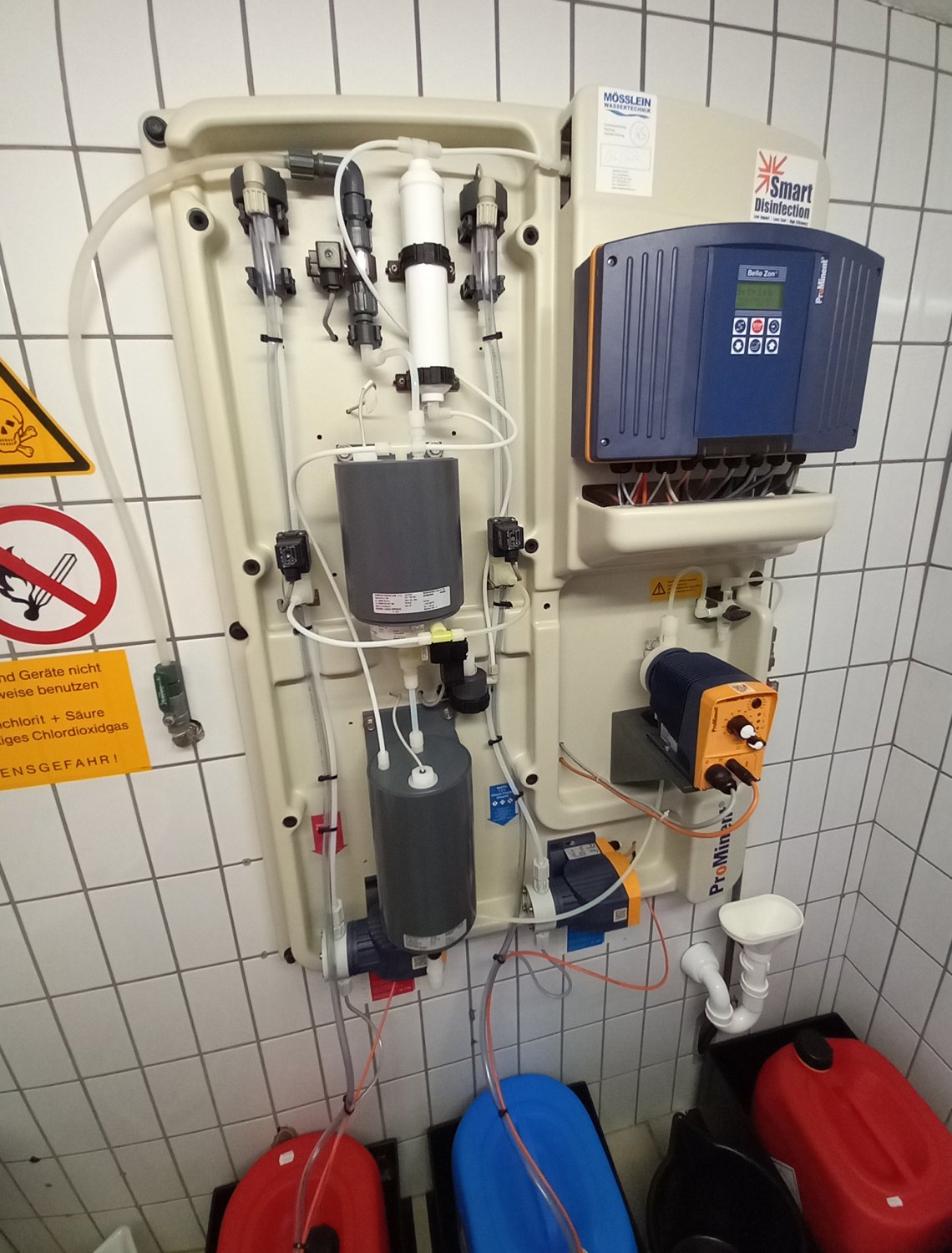Ab dem 11. Juli im Einsatz – die neue Chlordioxidanlage am Standort der Mischwasseranlage in der Gemarkung Hain-Gründau.