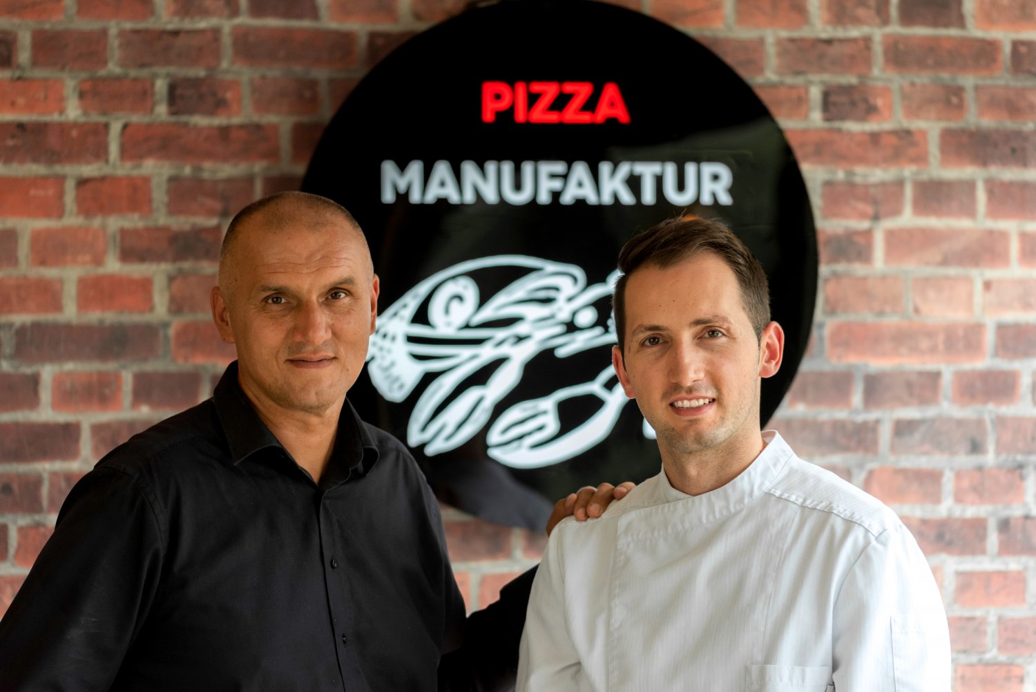 Besnik Mehmedi und Willi Mehmedi (von links)