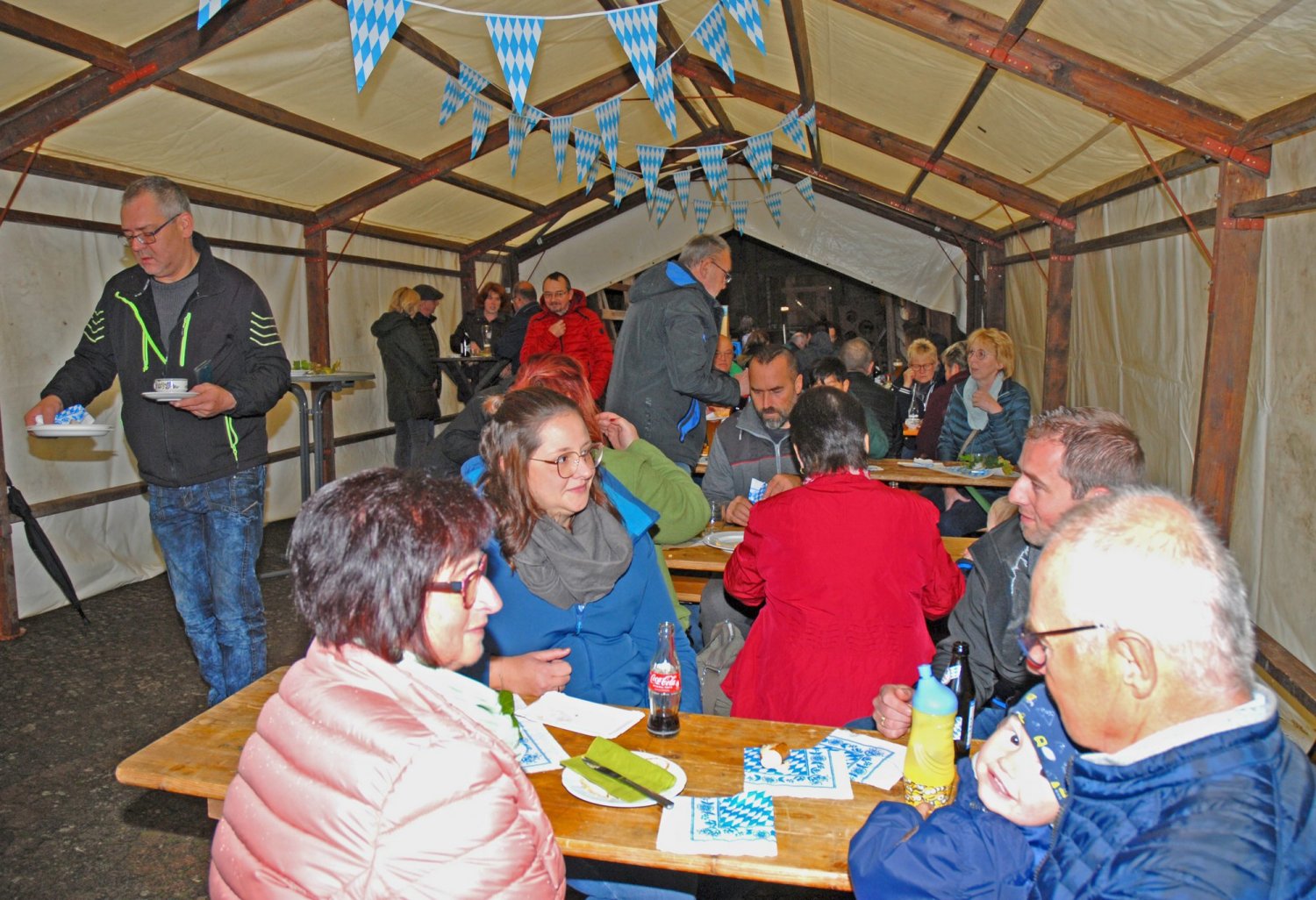 Erntedank- und Oktoberfest in Sinntal-Neuengronau.