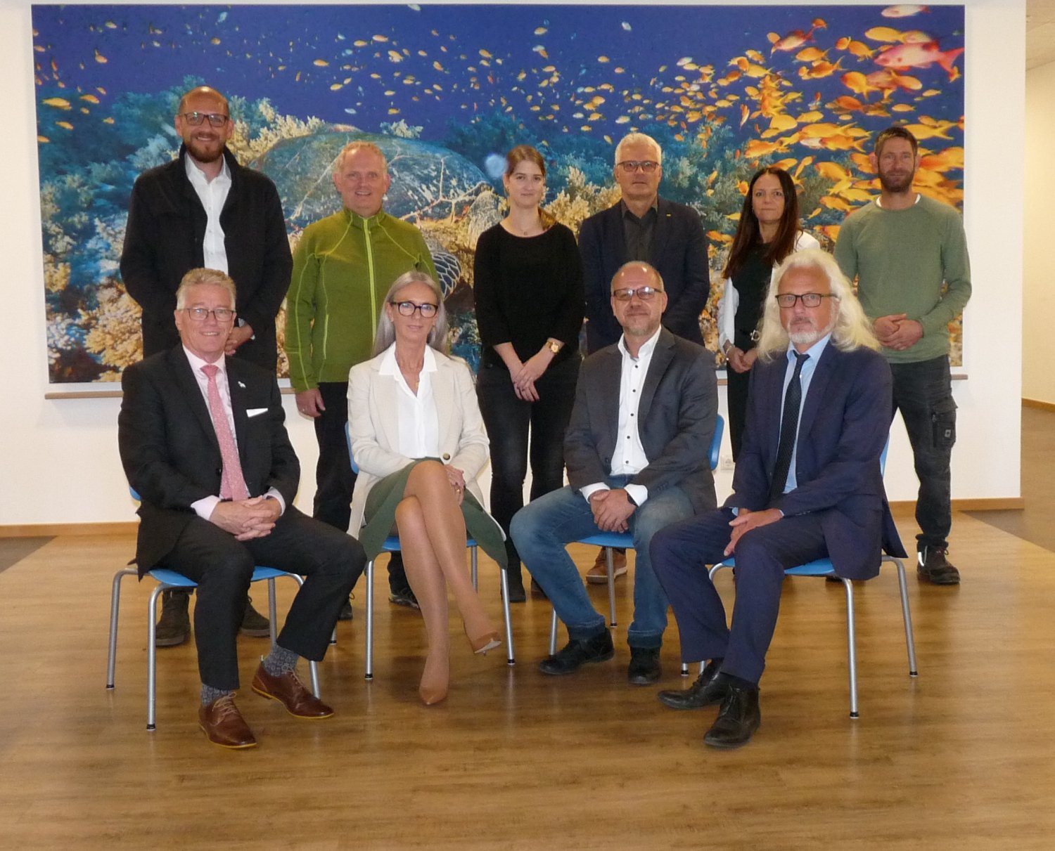 Vorne von links: Winfried Ottmann, Stephanie Noll, Timo Trageser und Joachim Pfannmüller. Hintere Reihe von links: Matthias Eckhardt, Rainer Schreiber, Stefanie Mohr, Bernd Löffert, Julia Honig und Nikolai Müller.