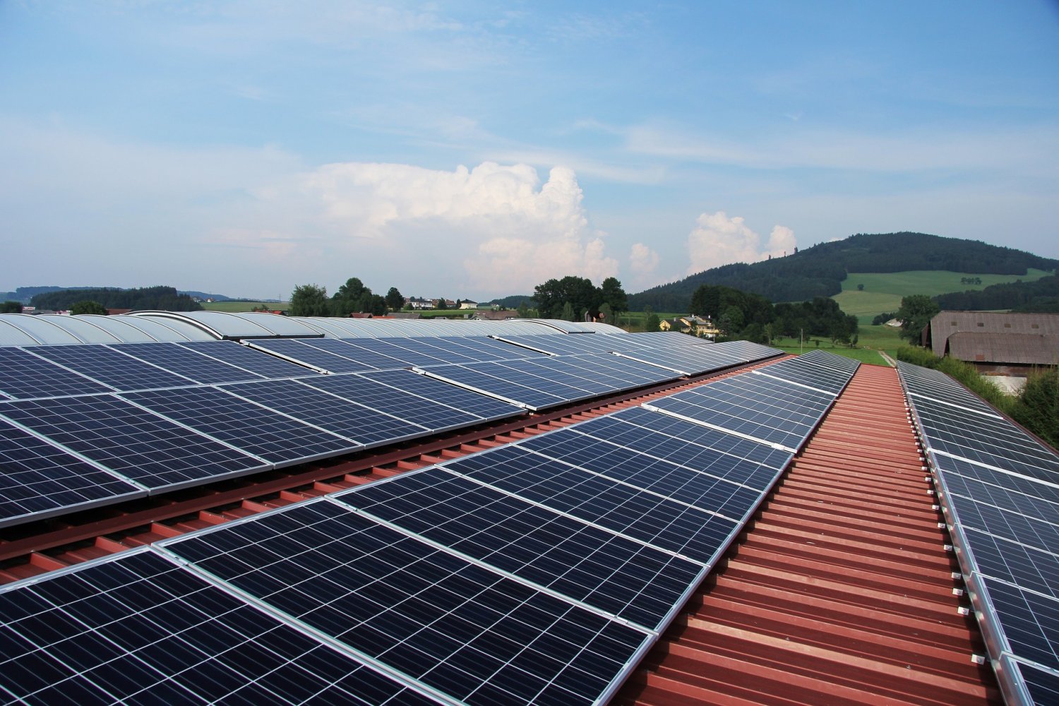 Photovoltaik Anlagen werden für Privathaushalte ab 2023 deutlich attraktiver.