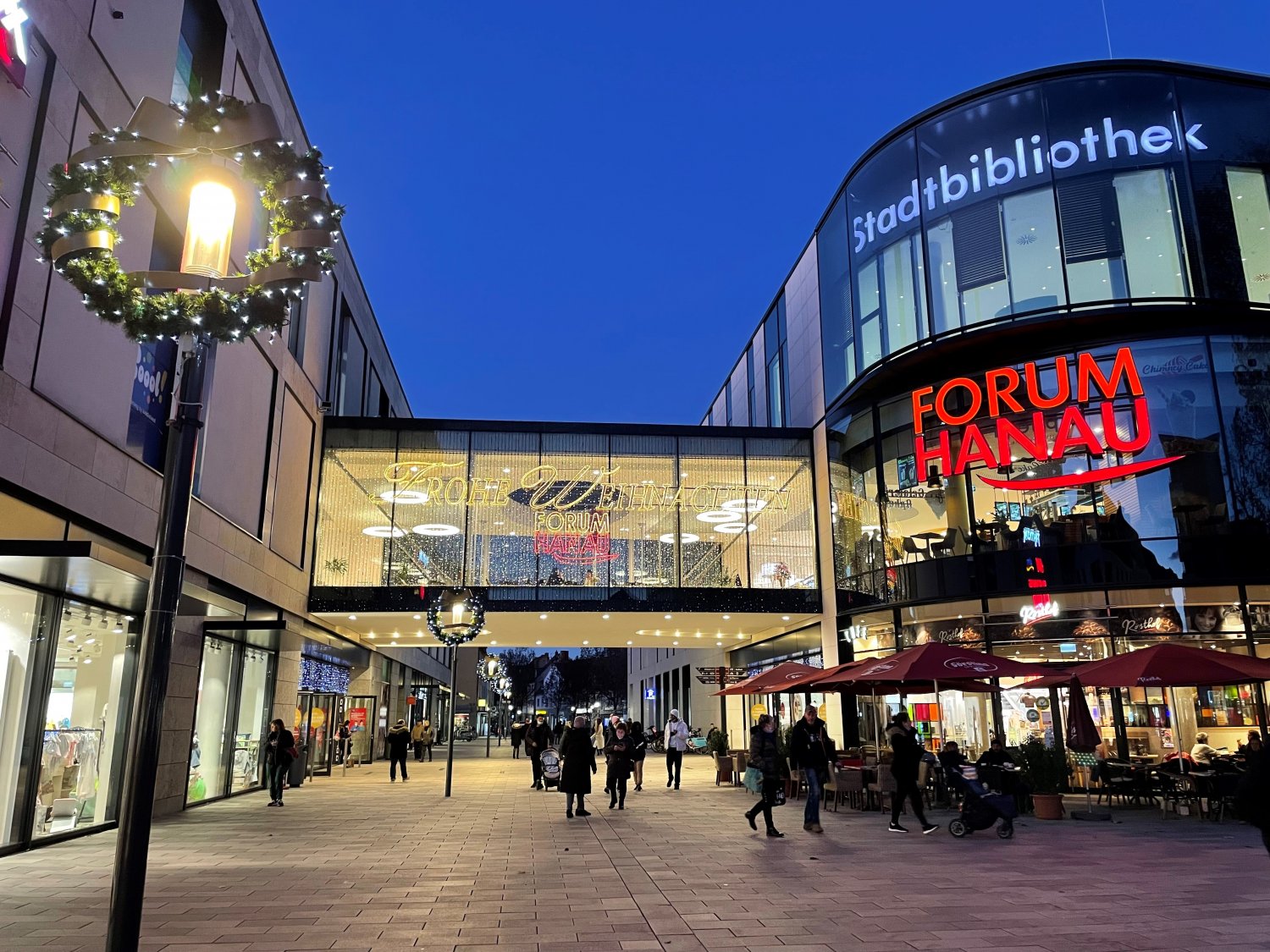 Ab 21. November wird das Forum Hanau wieder weihnachtlich beleuchtet sein, jedoch energiesparend reduziert.