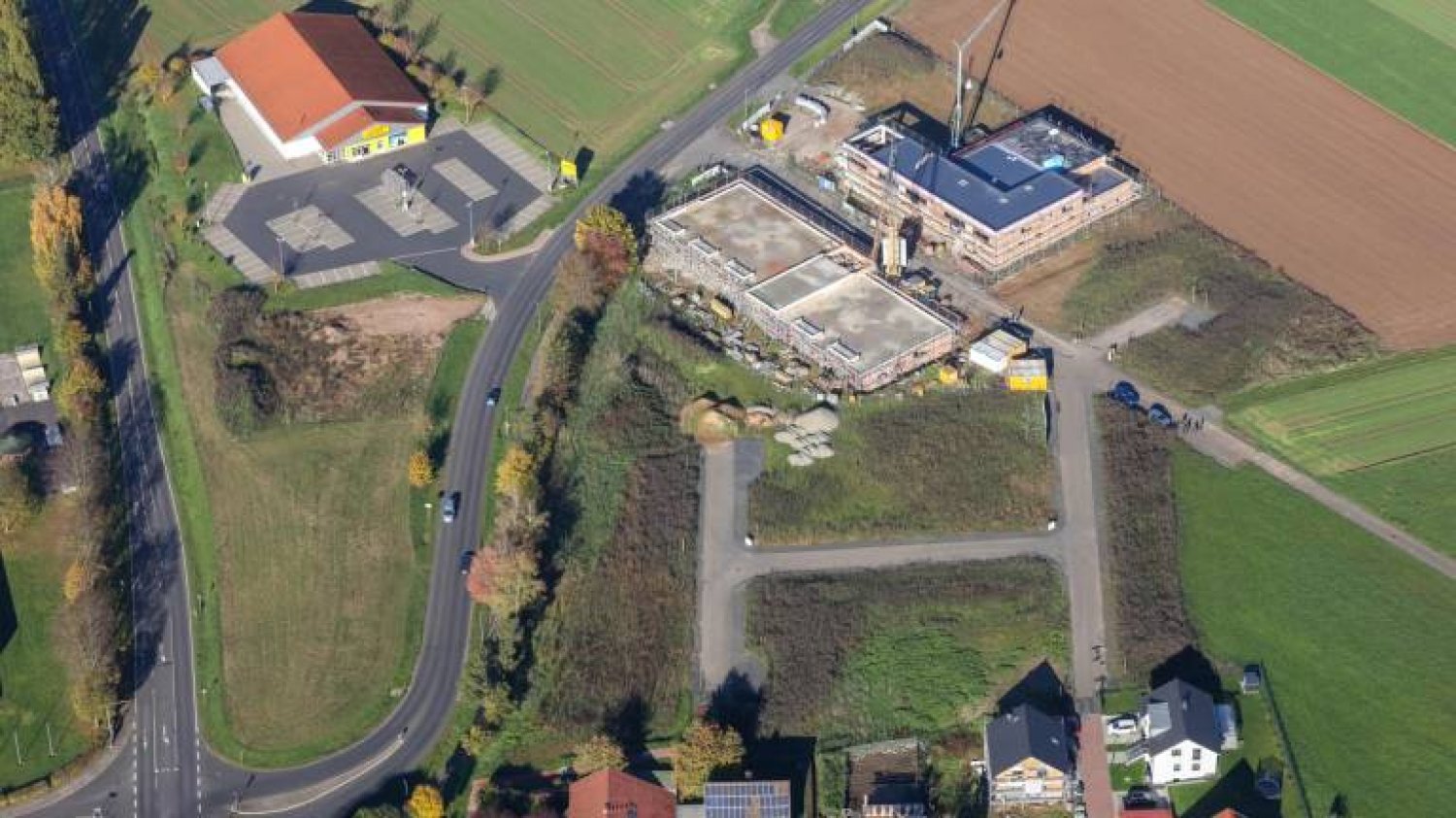 Der Erlös aus dem Verkauf der Bauplätze nach dem Höchstbieterverfahren hat der Gemeinde Freigericht für das Baugebiet „Auf dem Brückenweg“ am Ortsrand von Altenmittlau einen Geldsegen beschert.