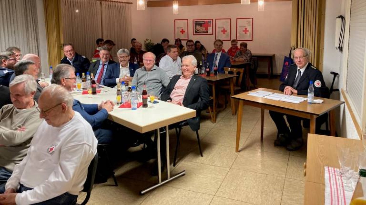 Der Birsteiner DRK-Vorsitzende Heiner Kauck berichtet beim Neujahrsempfang von der Arbeit im Ortsverein. 