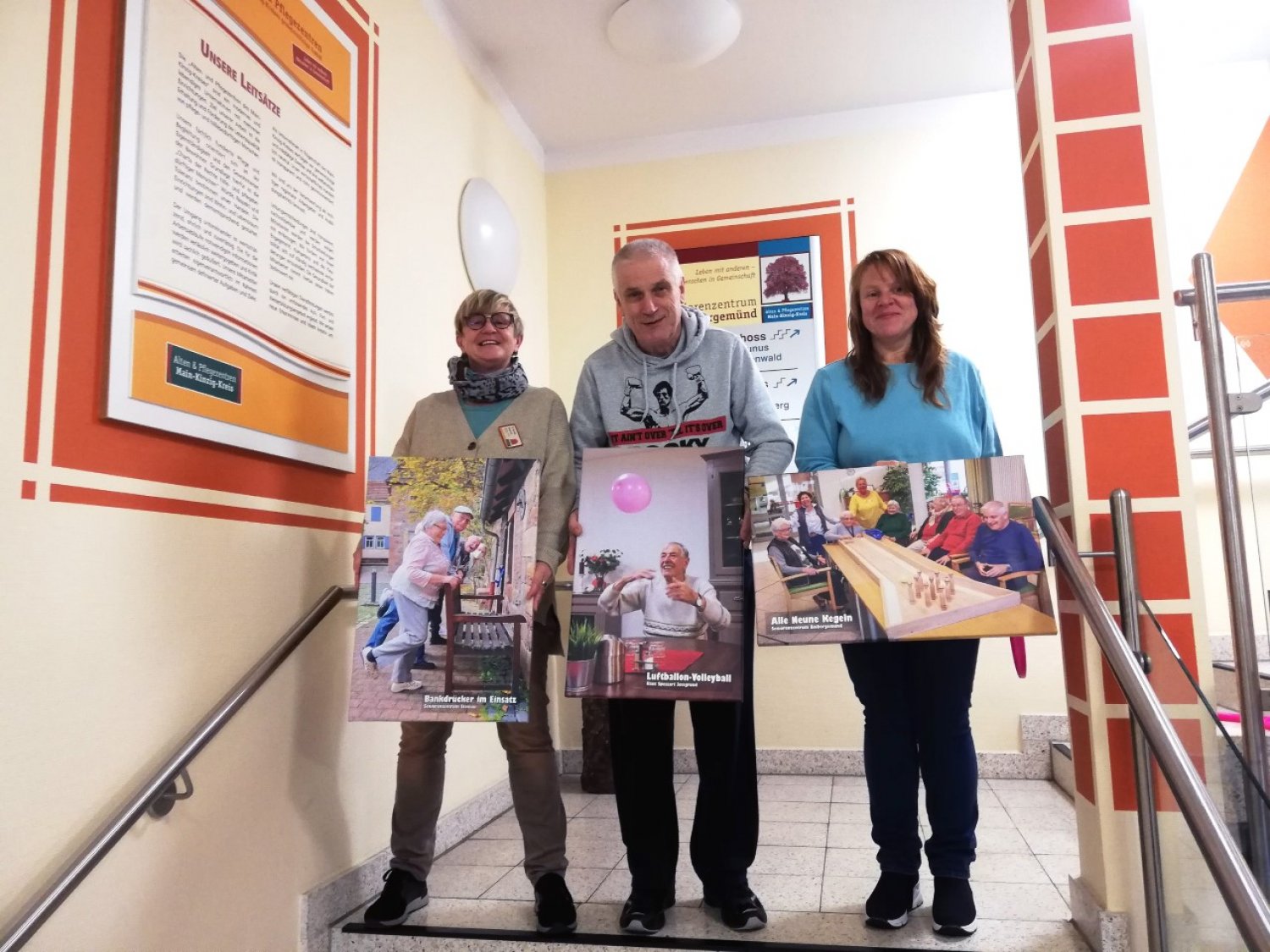 Dr. Monika Fingerhut (Fachkoordinatorin für Soziale Betreuung), Norbert Stürmer (Bewohner SZB), Alexandra Schickel (Fachkraft Soziale für Betreuung).