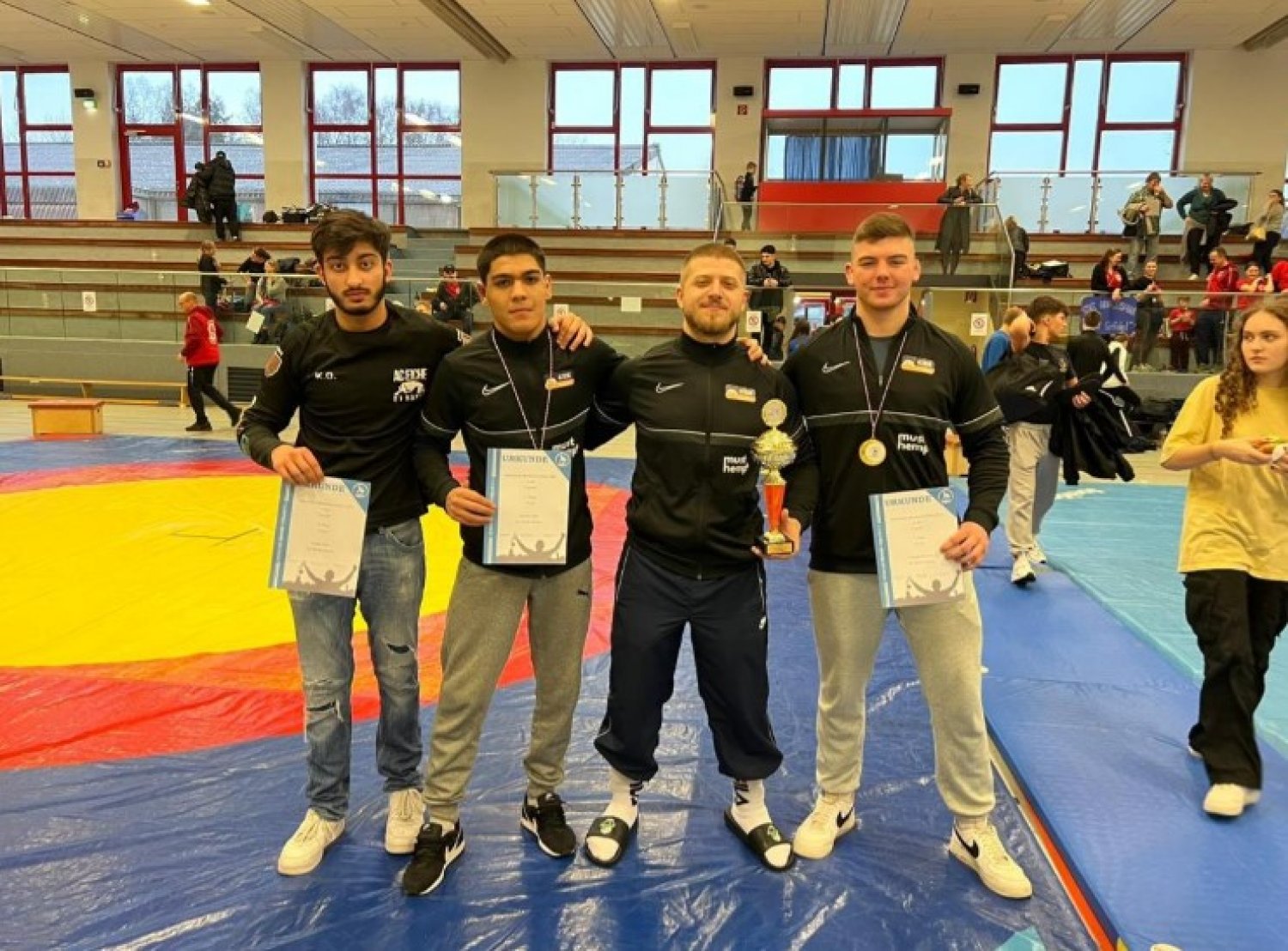 Kadir Süer, Danyelo Ogly, Eduard Panow und Torben Berndt (von links).