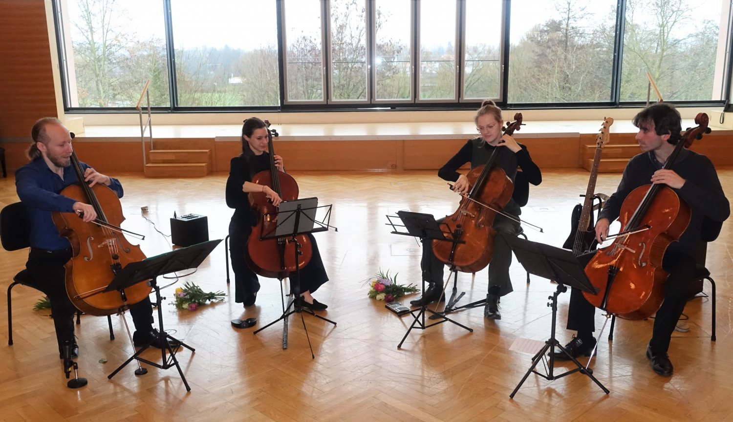 Die Cellharmonics von links: Christopher Herrmann, Larissa Nagel, Christine Roider und Gabriel Mientka.