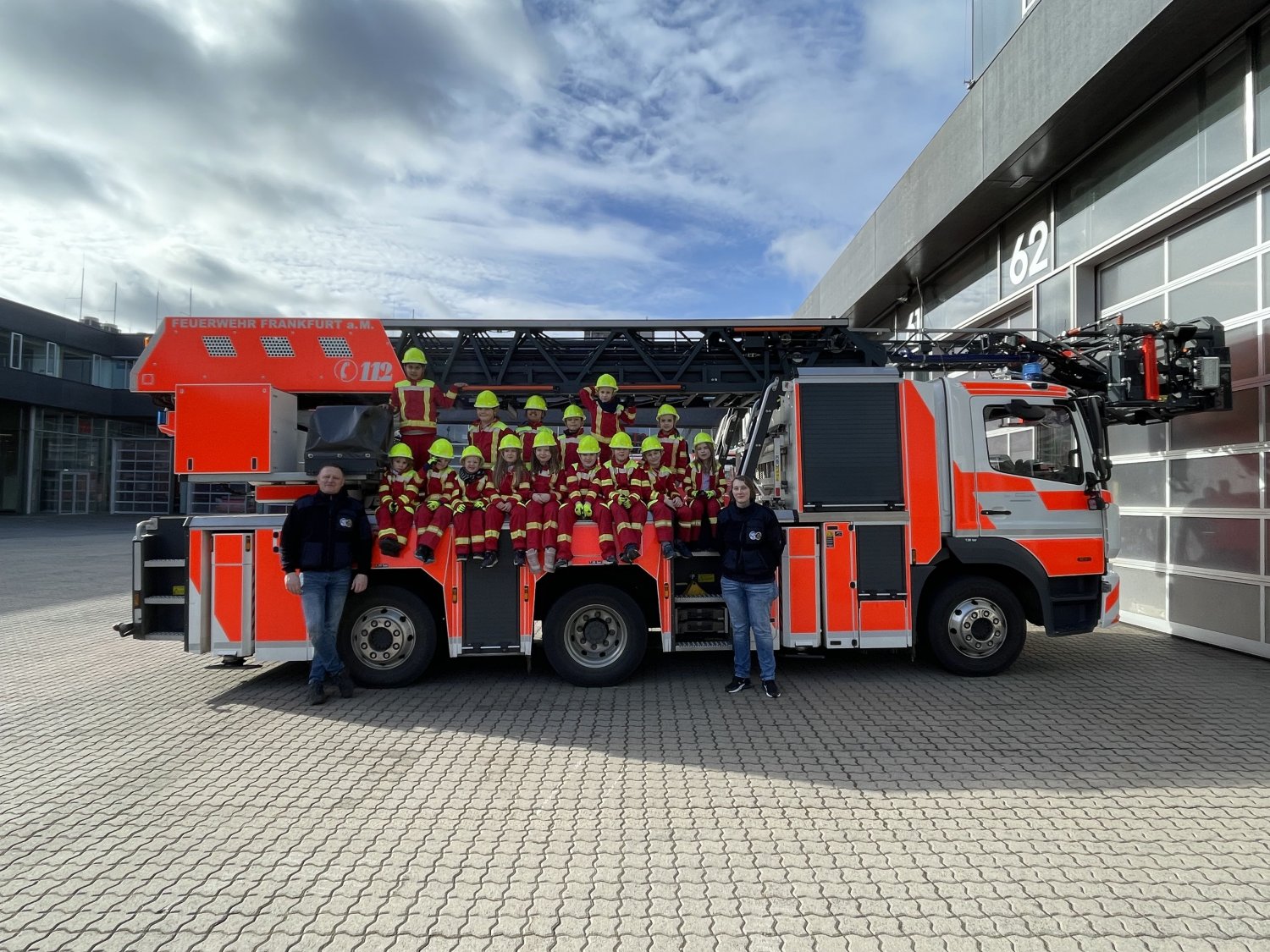 Meddeler Feuerflöhe auf großer Fahrt.