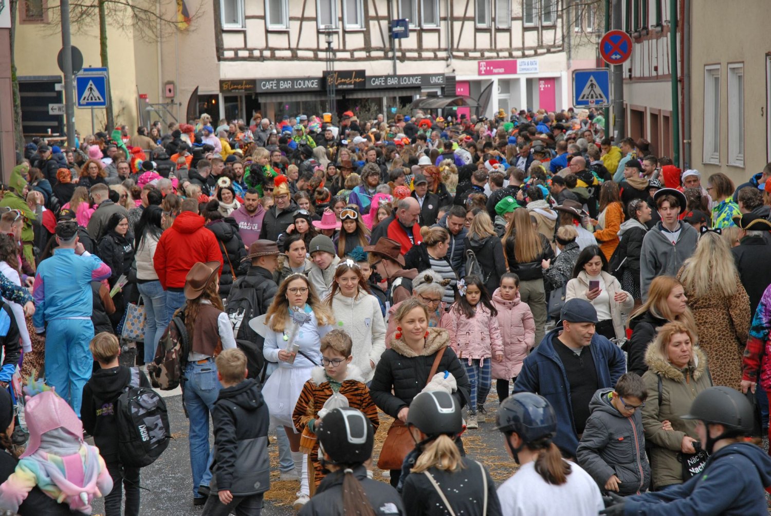 Ein fantastischer Umzug am Faschingssonntag in Schlüchtern.