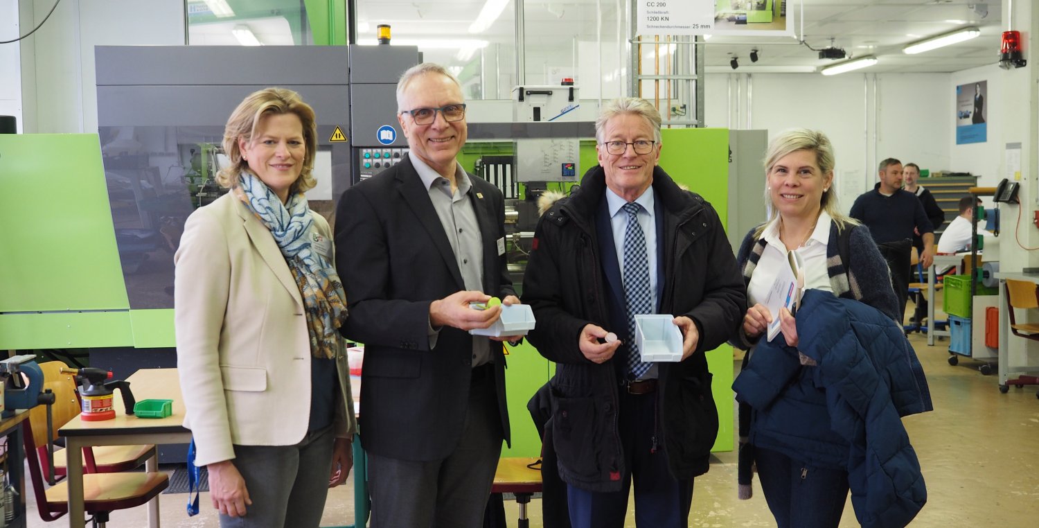 Auf Stippvisite bei der Berufsorientierungsmesse der Beruflichen Schulen Gelnhausen.