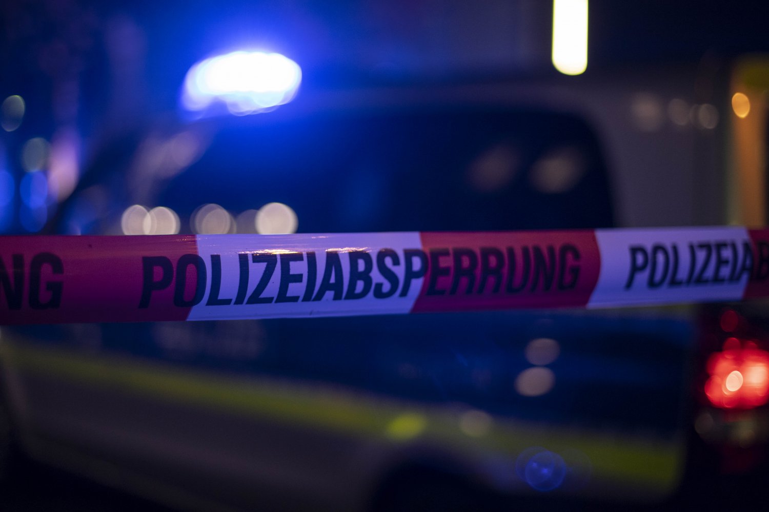 Ein fingierter Vorfall in einer Moschee hat am späten Mittwochabend für einen größeren Polizeieinsatz in Hanau gesorgt.