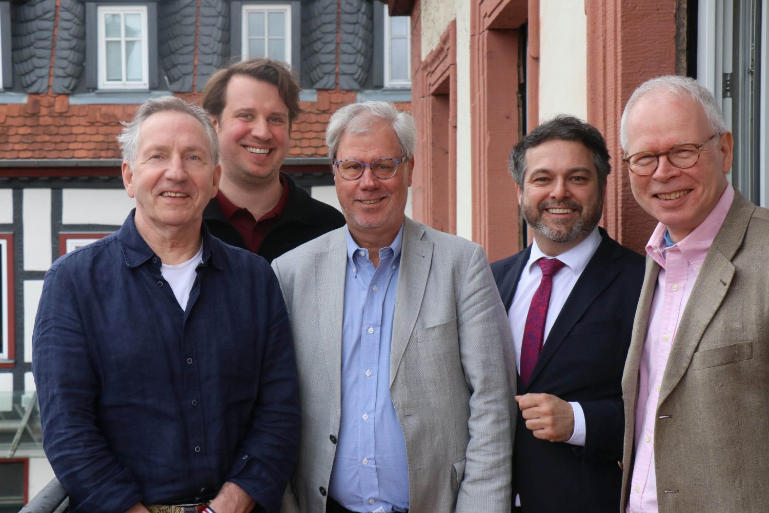 (von rechts): Ulrich Barths, Bürgermeister Daniel Chr. Glöckner, Frank Herrnschmidt, Benjamin Battenberg und Dr. Matthias Dickert.
