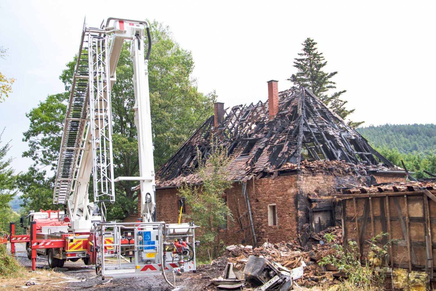 Es war ein Vorfall, der für Entsetzen in der Region sorgte: Über 1,5 Millionen Euro Schaden entstanden bei einem Wohnhausbrand im August 2022 in Gelnhausen.
