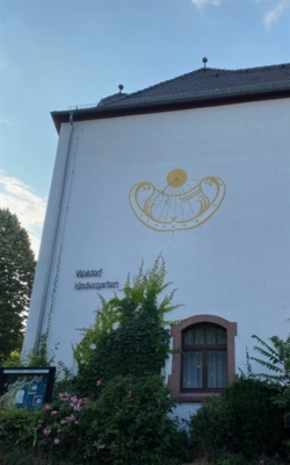 Historische Sonnenuhr in neuem Glanz