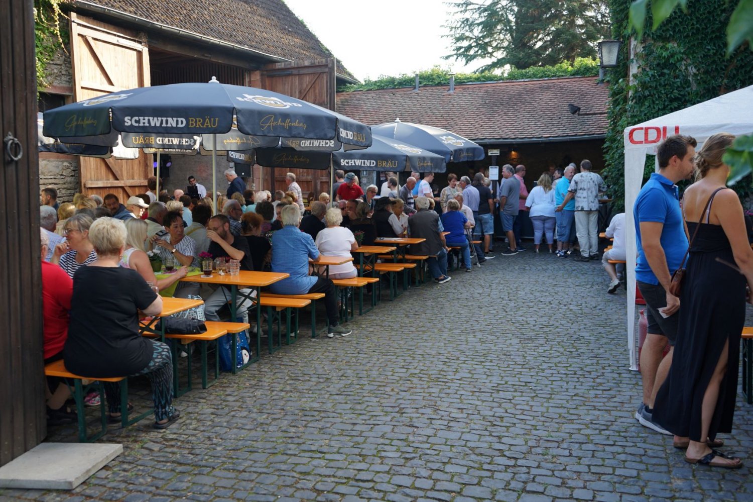 Anfang August steigt wieder das traditionelle Schwarzbierfest in der Wasserburg.