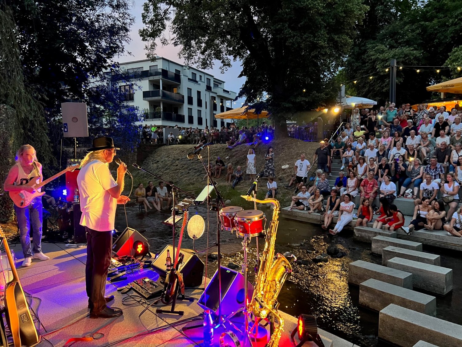In diesem Jahr haben die Wasserspiele Bad Soden-Salmünster in der Arena in der Salz bei herrlichem Sommerwetter endgültig ihr Image als Geheimtipp abgelegt.