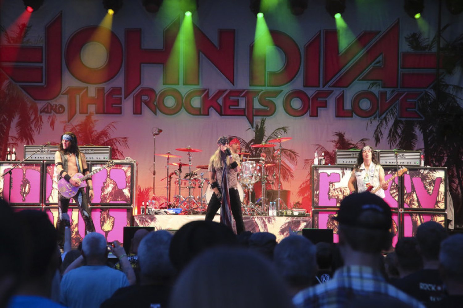 John Diva and the Rockets of Love beim Haune-Rock 2023 am Donnerstagabend in Odensachsen 