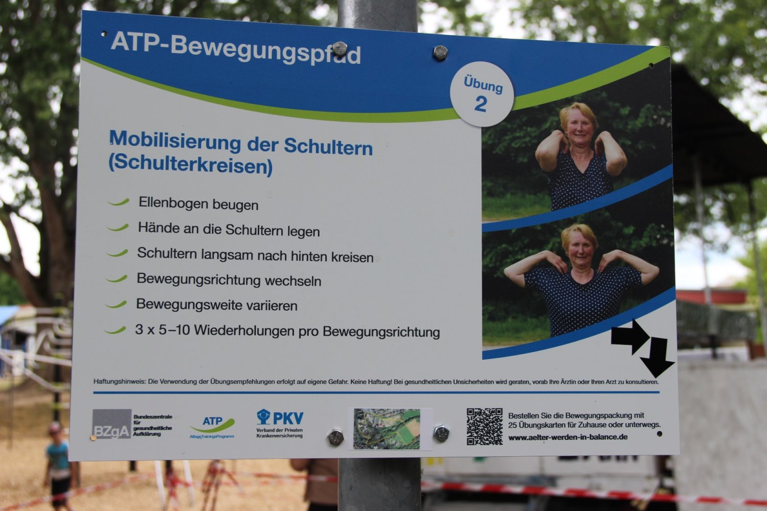 Der ATP-Bewegungspfad umfasst zehn Tafeln, diese erklären die jeweiligen Übungen.
