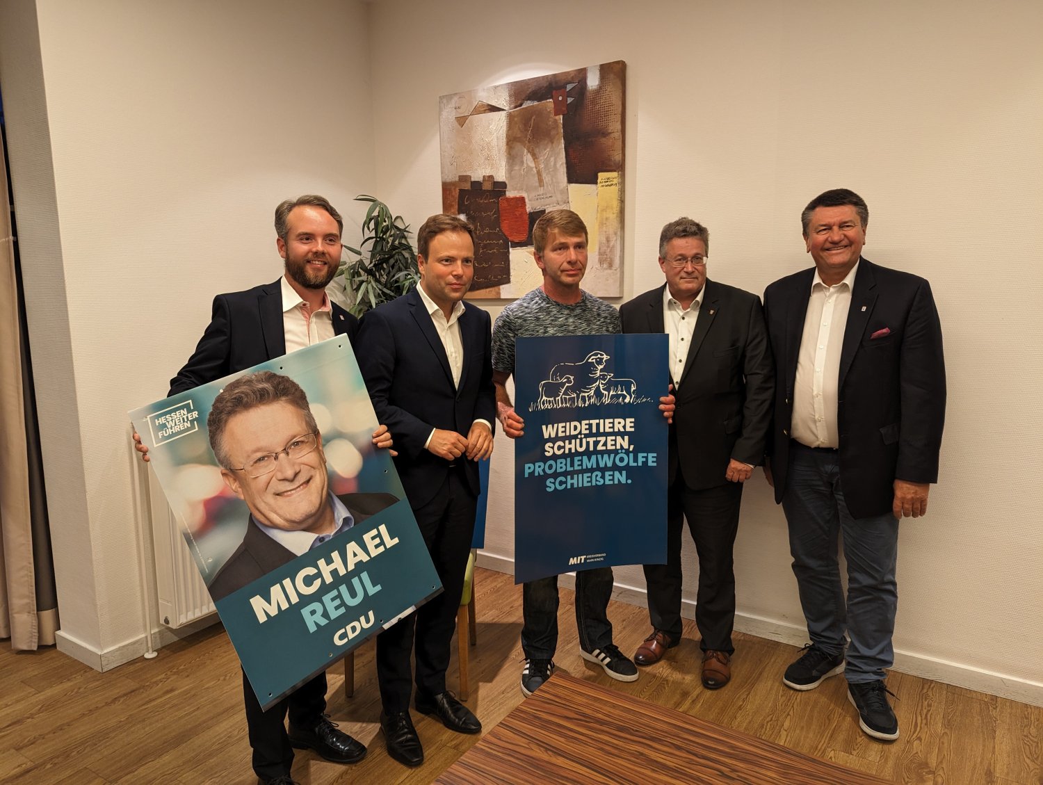 Schlüchtern: Emotionale Diskussion über den Wolf zwischen Politikern, Landwirten und anderen Besuchern