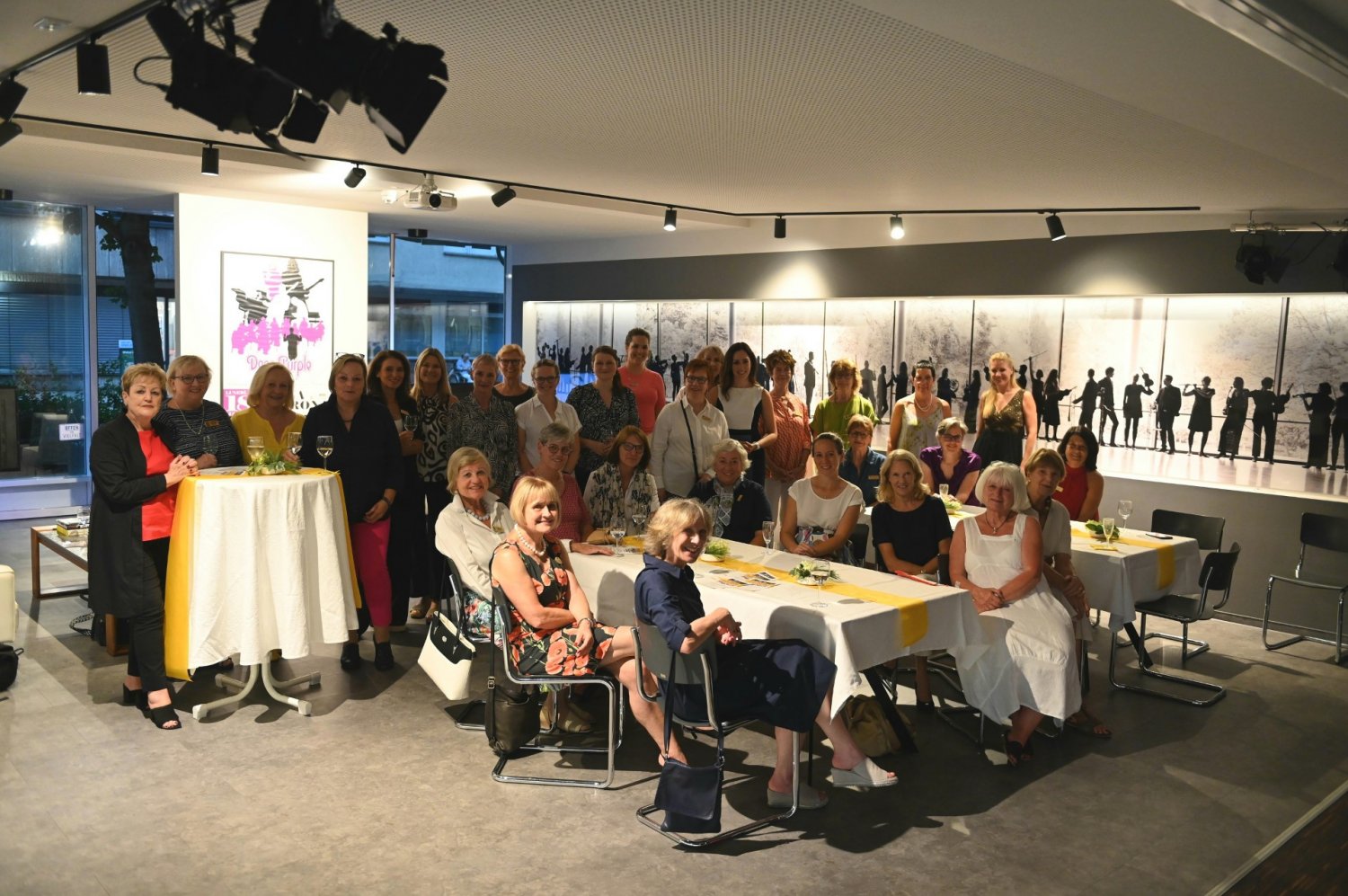 Jahresempfang der fünf Hanauer Frauen-Serviceclubs im „Philharmonieladen“