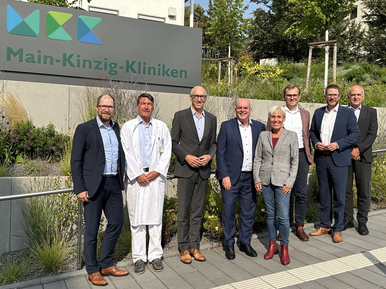 Jörg Karnelka,  Prof. Dr. Dirk Meininger, Dieter Bartsch, Prof. Dr. Edgar Franke, Bettina Müller, Samuel Palitzsch, Landrat Thorsten Stolz und Ralph Ries (v.li.). 