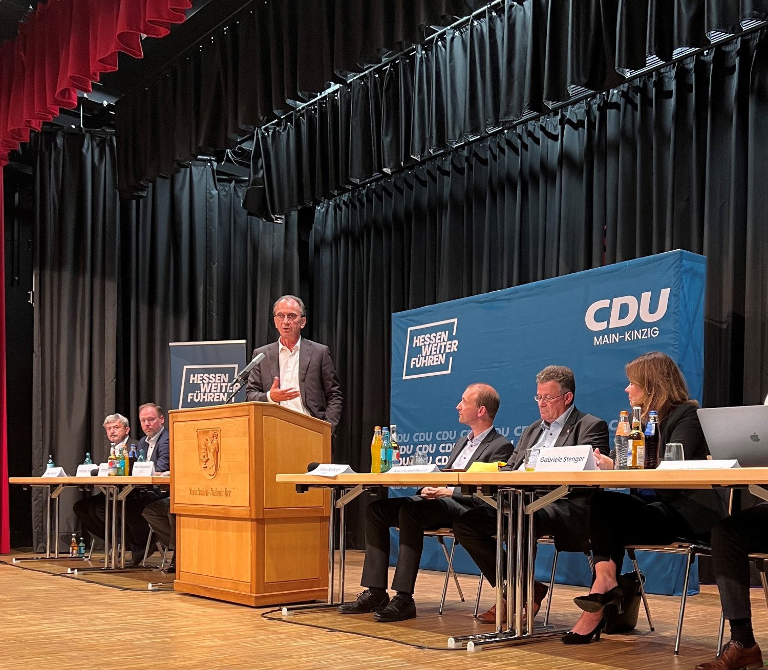 Auf ihrem Kreisparteitag stimmten sich die Christdemokraten am vergangenen Dienstag im Spessart-Forum in Bad Soden-Salmünster auf die letzten Tage bis zur Landtagswahl ein.