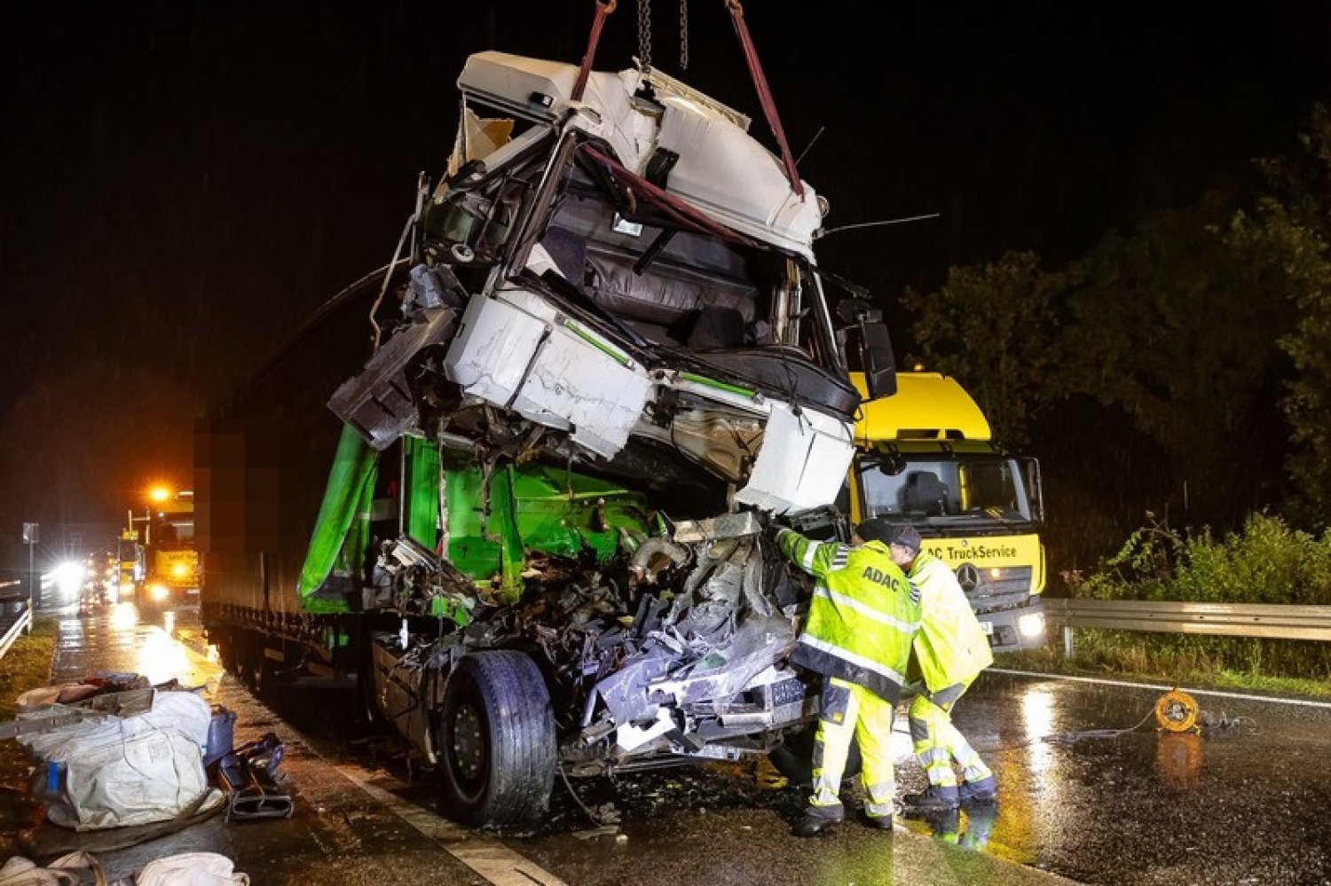 Mehrere Lkw waren an dem Unfall beteiligt.