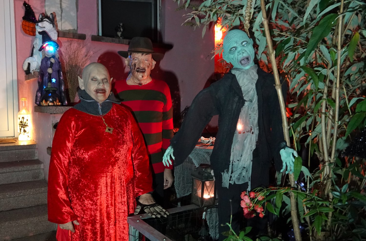 Wirklich starke Nerven brauchten diejenigen, die sich letzte Nacht zu dem Horrorhaus von Rothenbergen in die Jahnstraße wagten.