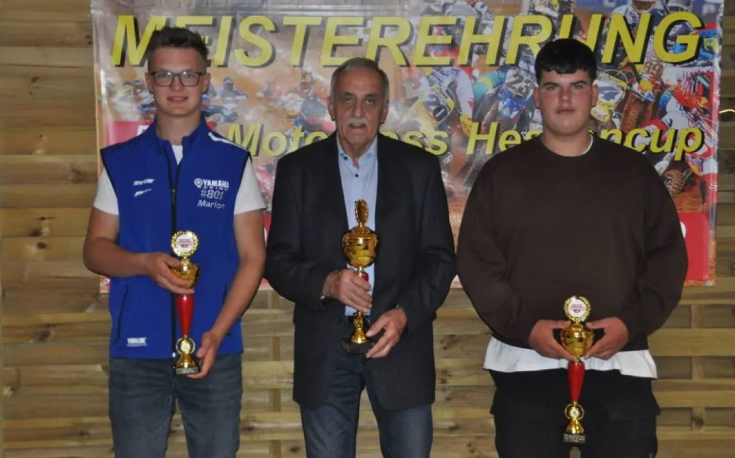 MSC Aufenau Fahrer geehrt: v.l.n.r.: Marlon Pfeifer, Karl Seipel, Lukas Brill