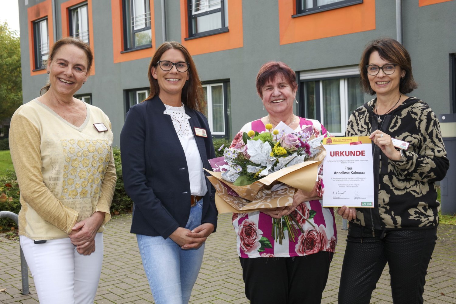 (Von links) Heike Haase (Hausleitung), Petra Bien (Einrichtungsleitung), Anneliese Kalmoua (Alltagsbegleiterin), Uta Feick (Betriebsrat).