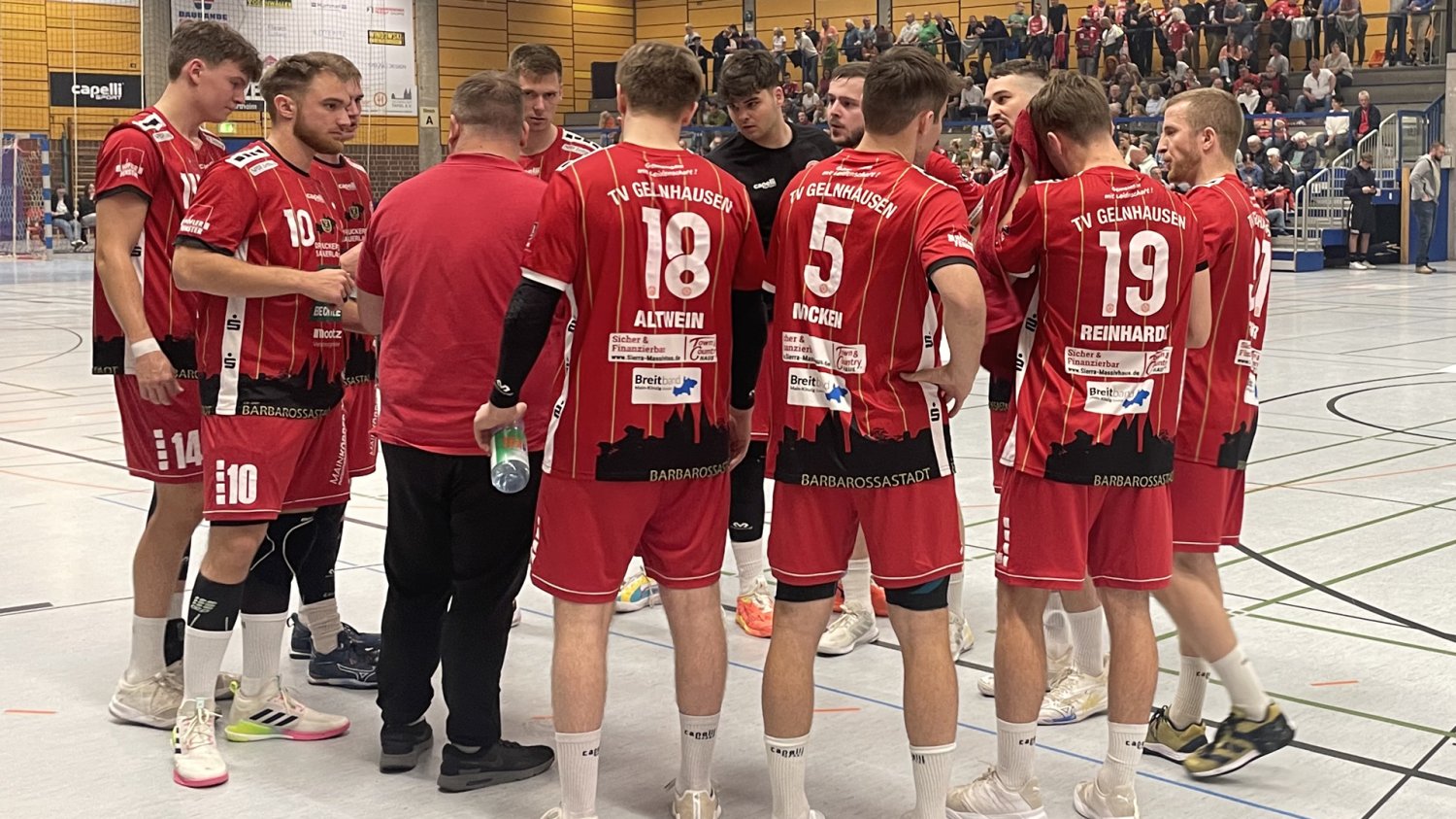 Das junge Gelnhäuser Team hofft fest auf die Unterstützung der Fans, die bereits in den vergangenen Heimspielen oftmals das Zünglein an der Waage waren.