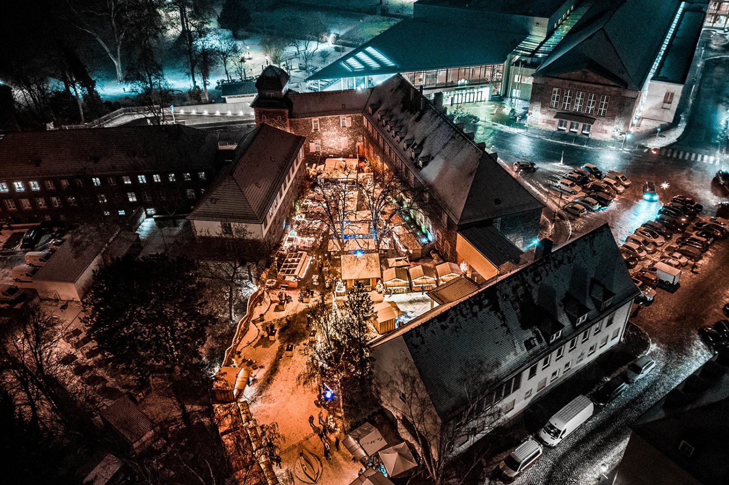 Außergewöhnlicher Weihnachtsmarkt im Fronhof.