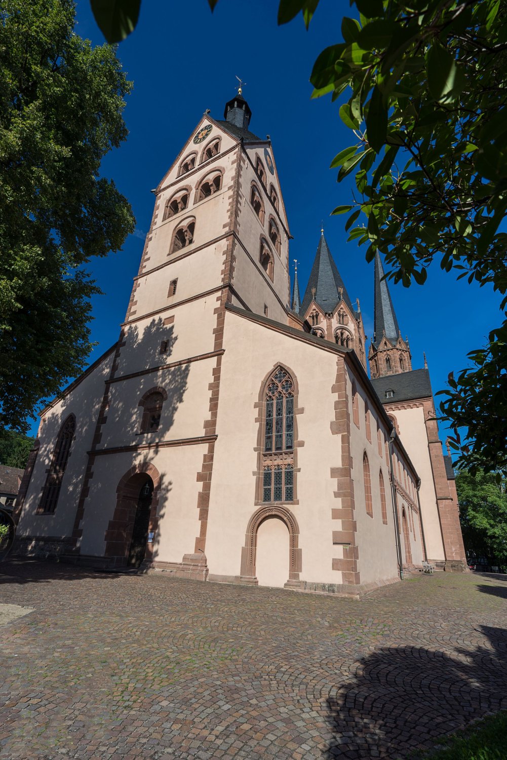 Die Marienkirche steht im Mittelpunkt dieser Führung zum Weltgästeführertag. Weitere spannende Zeitreisen werden kostenlos am 25. Februar 2024 angeboten.
