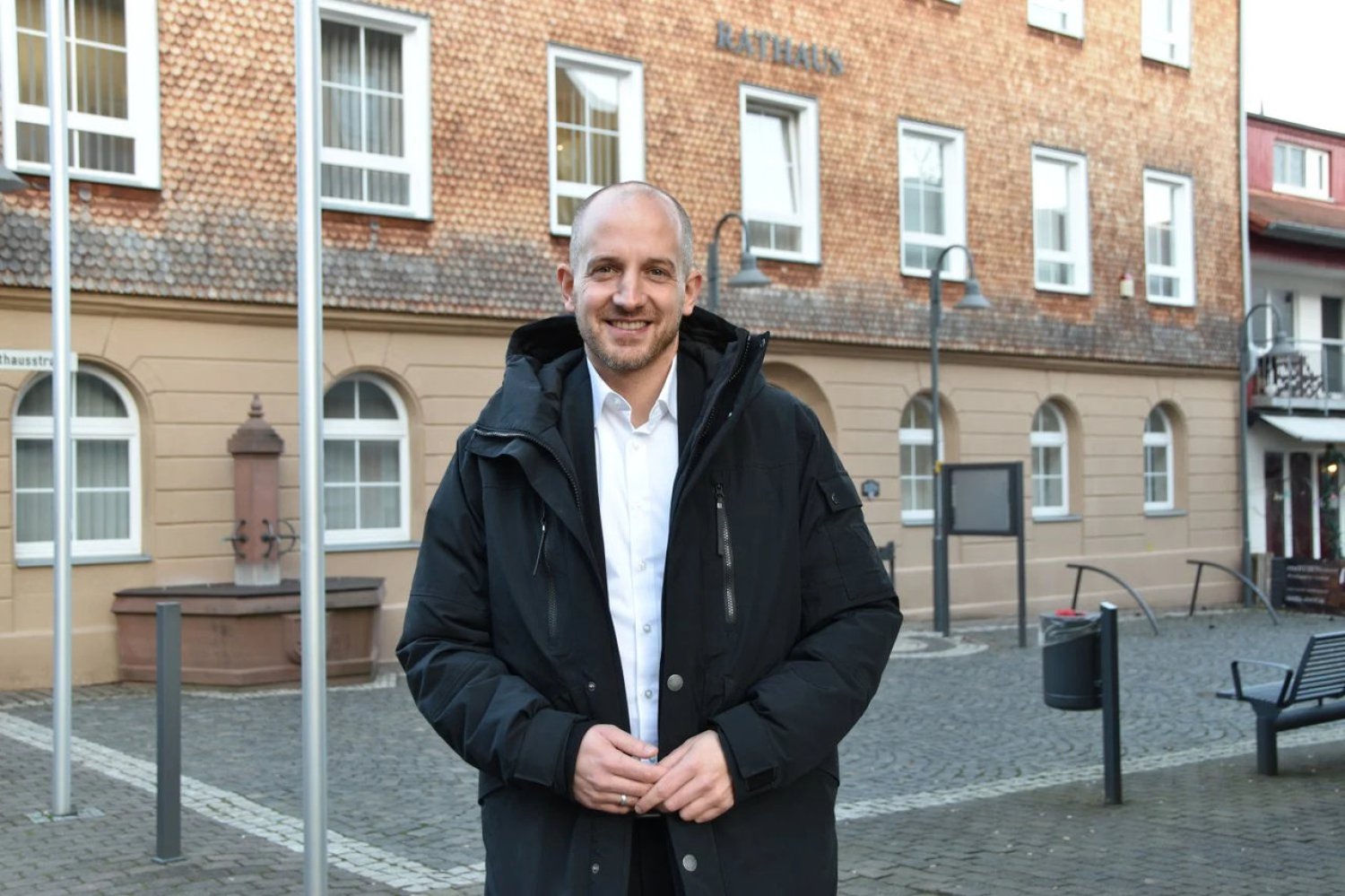 Dominik Brasch (parteilos) bleibt Bürgermeister