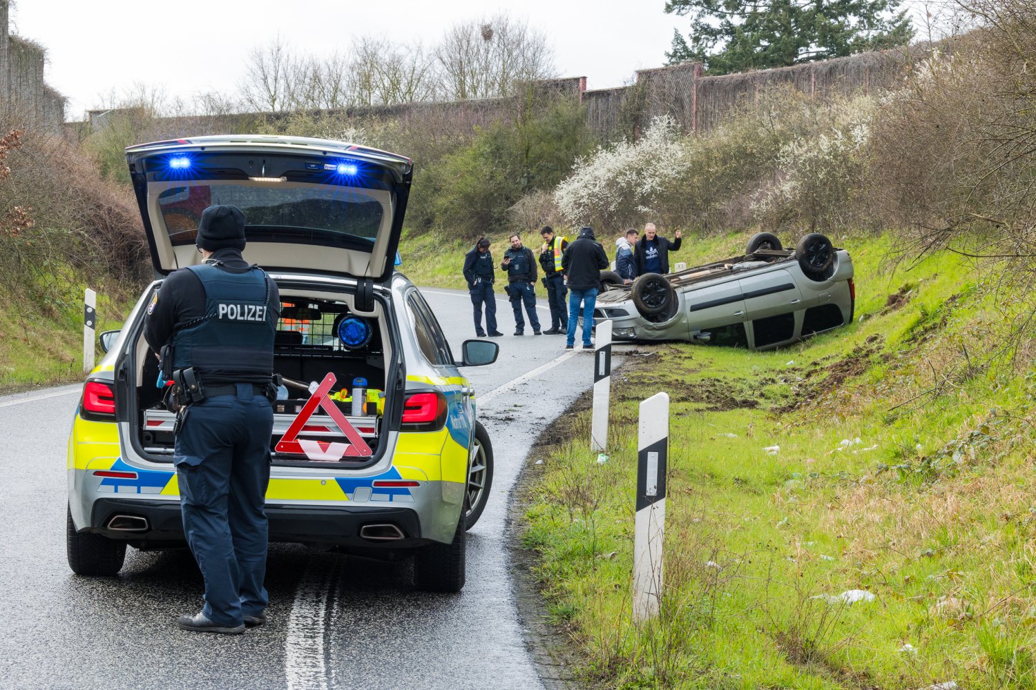 Hanau: Schwerer Unfall auf der A3 - Insassen nicht verletzt