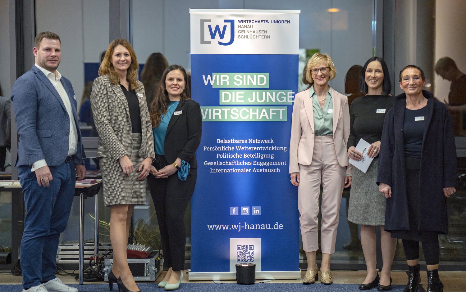 (v.l.n.r.): Heiko Kösling, Natasha Rohde, Ilona Veress-Schubert, Dr. Birgit Happel, Yvonne Backhaus-Arnold und Dr. med. Maria Haas-Weber