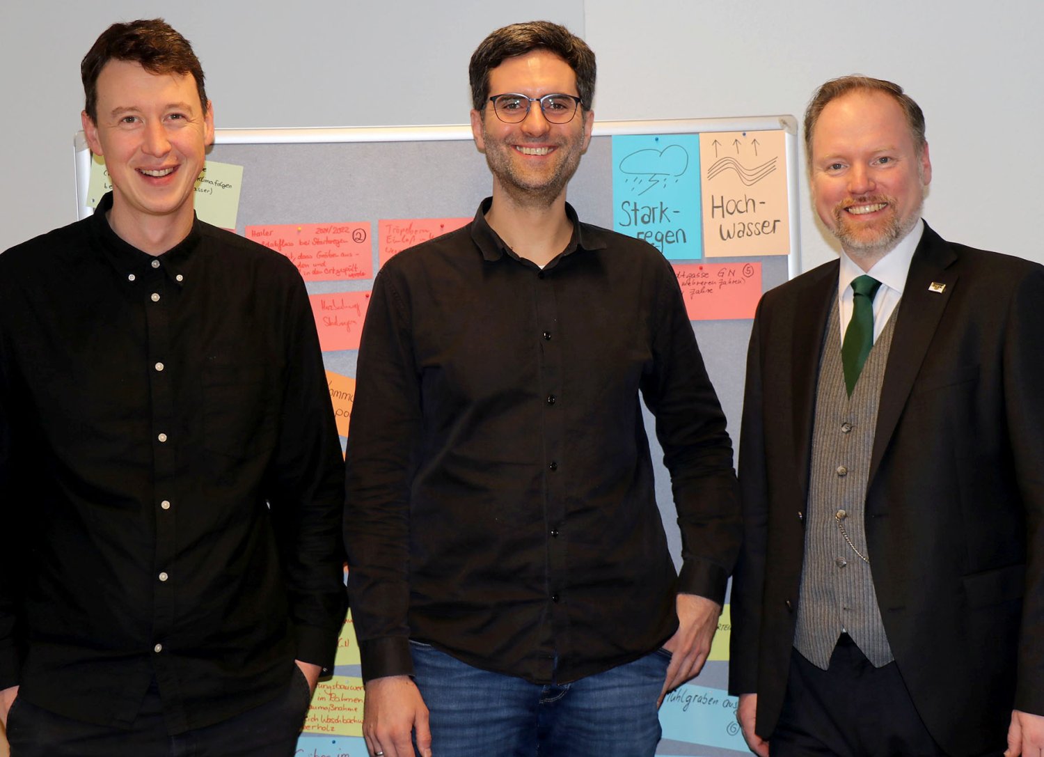 v.r.n.l.: Bürgermeister Christian Litzinger, Klimamanager Andreas Hlasseck und Bauamtsleiter Eppo Haas.