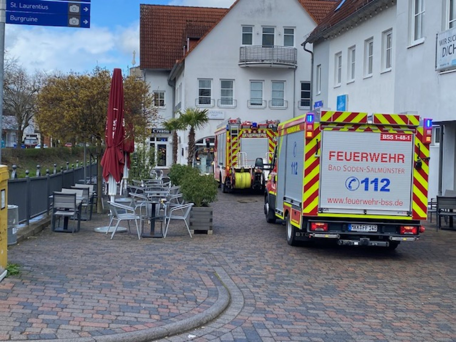 Die Feuerwehr Bad Soden-Salmünster wurde am Dienstag  zu einem Hilfeleistungseinsatz - Tierrettung - in die Bad Sodener Innenstadt alarmiert. Ein Reh war in einem Geländer zur Salz steckengeblieben und konnte sich nicht mehr selbst befreien.