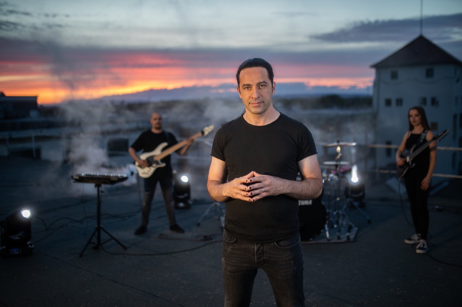 BÜLENT CEYLAN & Band kommt nach Hanau