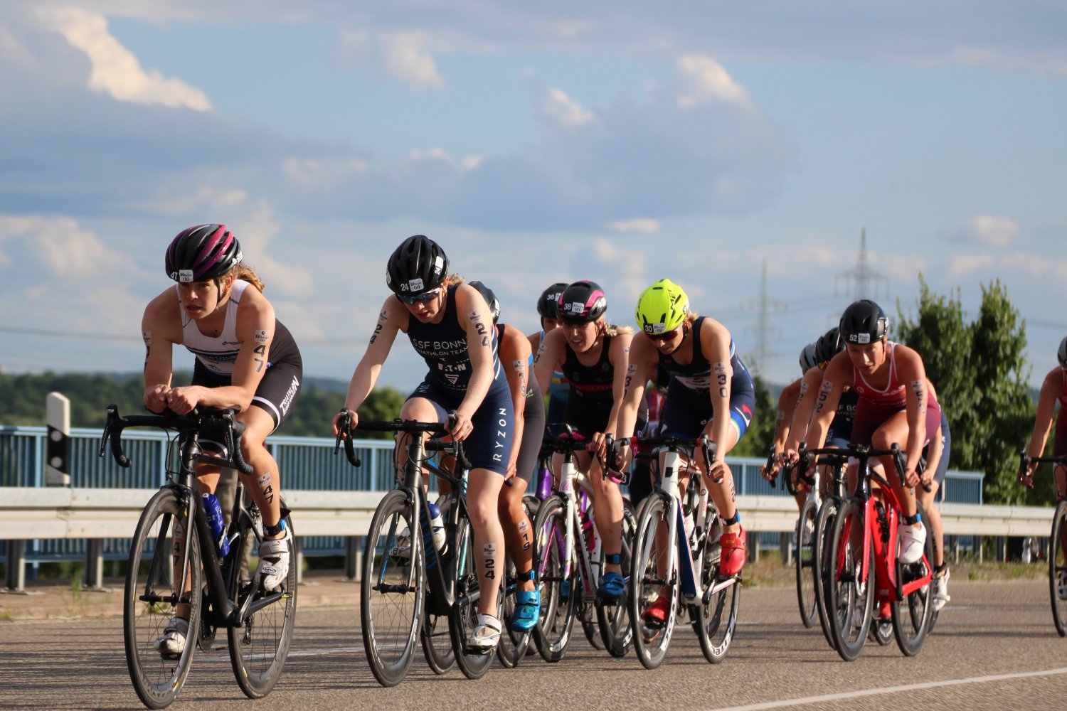 Saisonstart für die Triathlonbundesliga im Kraichgau, dem Land mit 1000 Hügel.