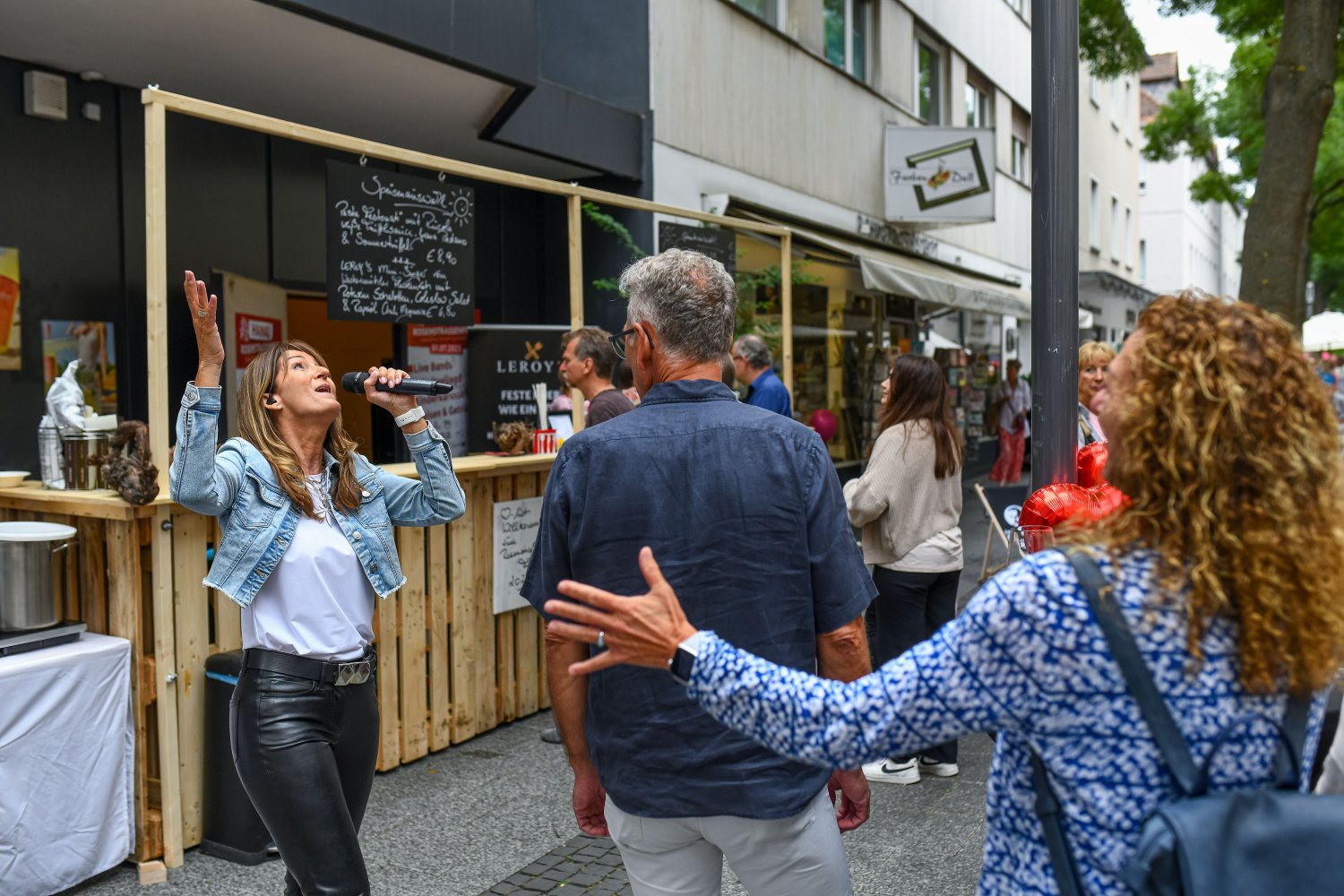 Fest in der Rosenstraße