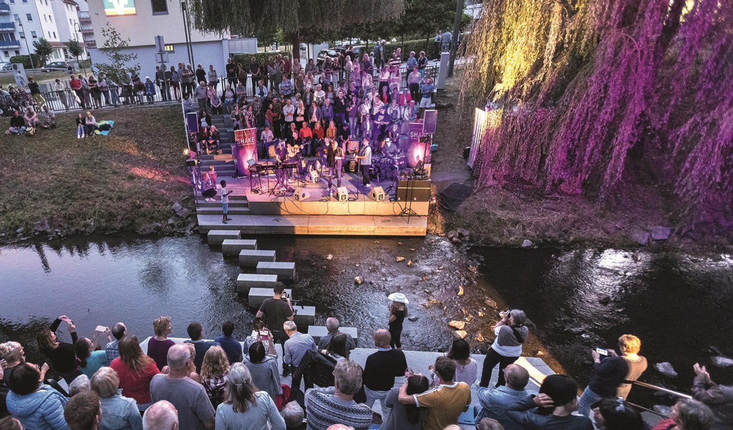 Bald startet die Open-Air-Festivalwoche Wasserspiele Bad Soden-Salmünster, die inzwischen in der Region sehr beliebt ist.
