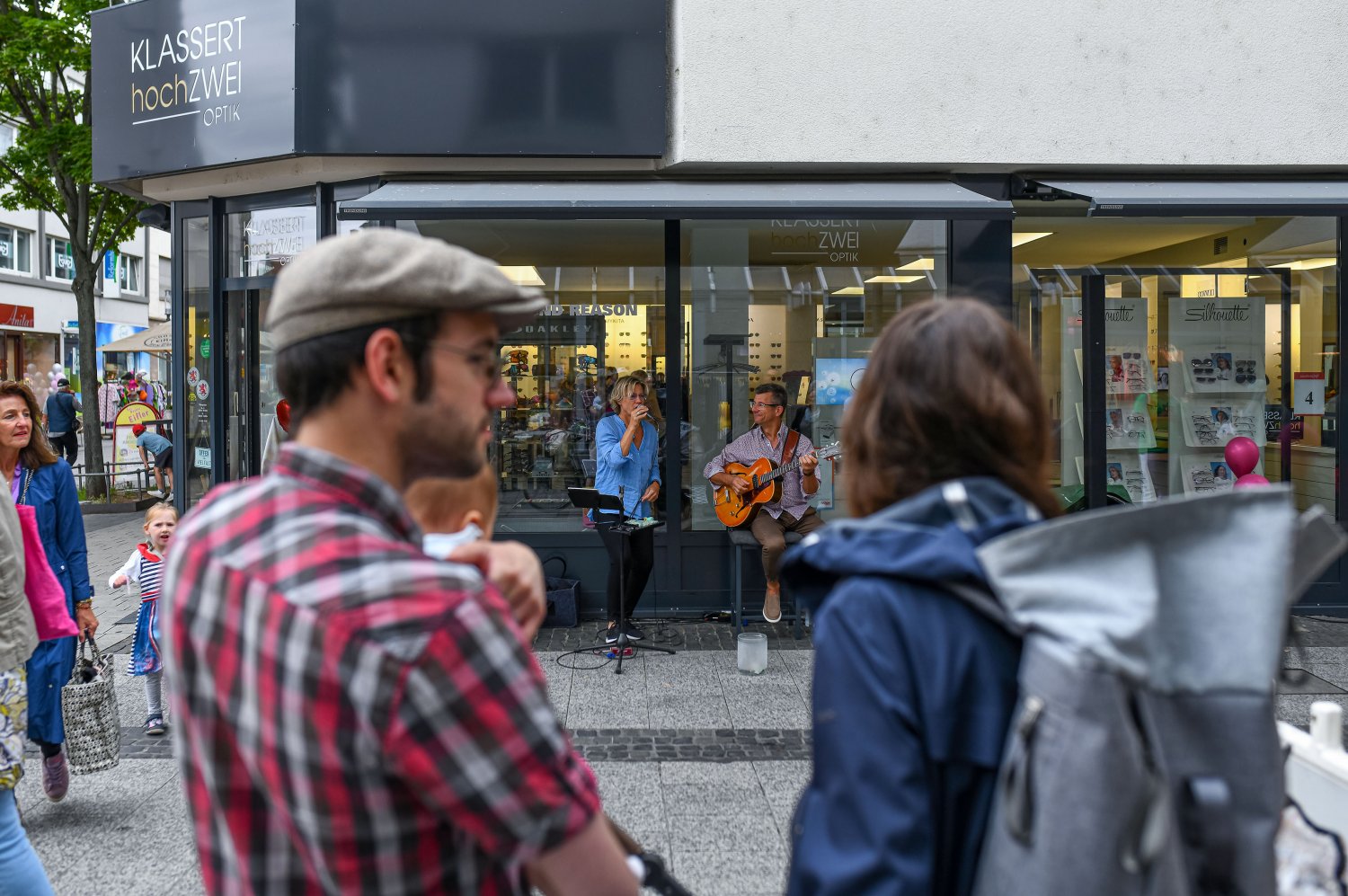 Ein Besuch in der City lohnt sich am Freitag auch für Schnäppchenjäger. In der Rosenstraße findet eine Shopping Night statt.