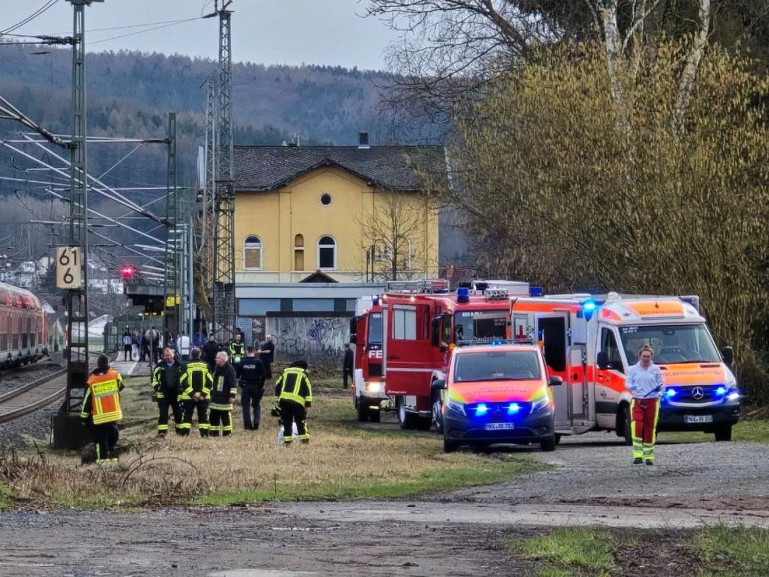 Rettungseinsatz bei dem Unfall im Februar