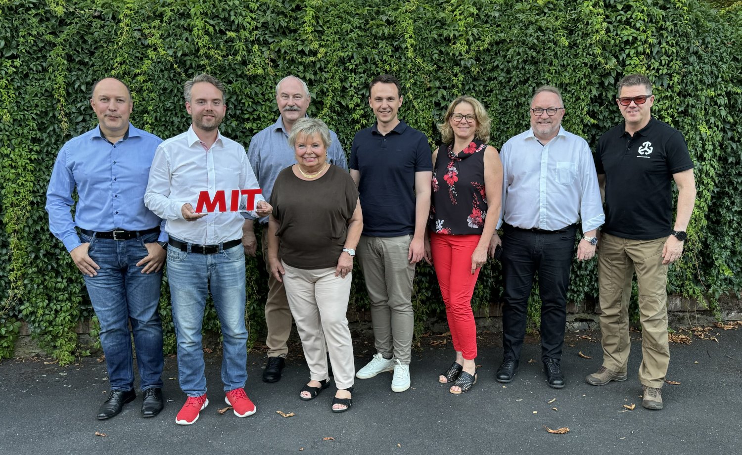 Die Mittelstands- und Wirtschaftsunion Main-Kinzig (MIT) veranstaltete Anfang August eine Kreisvorstandssitzung zum Thema: „Digitalisierungsprobleme in Deutschland“.