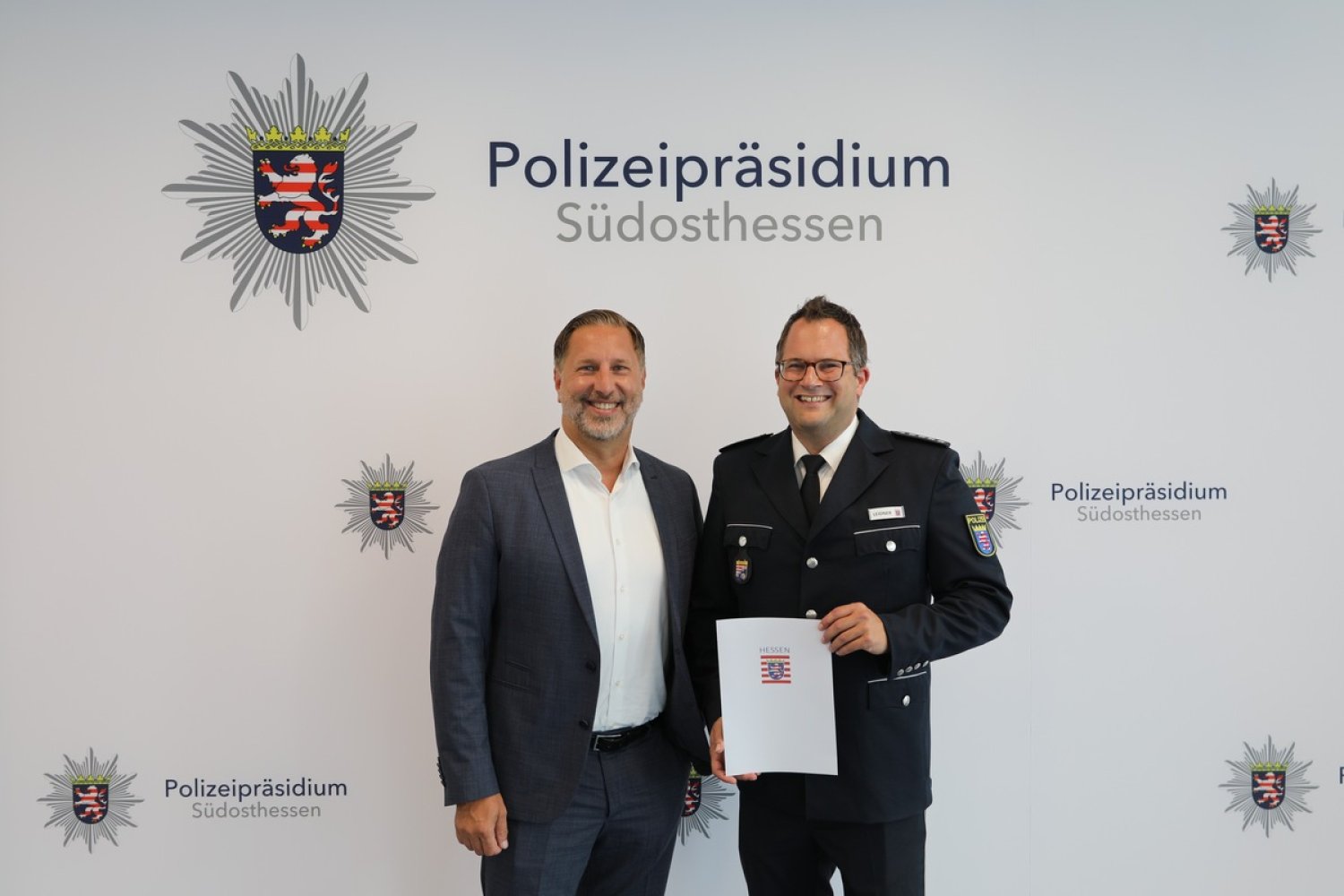 Polizeipräsident Daniel Muth und Polizeihauptkommissar Christopher Leidner.