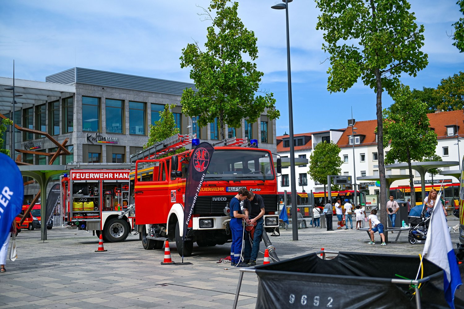 UPDATE: Die ursprünglich veröffentlichte Veranstaltung „Blaulichtmeile“ am Samstag (24. August) auf dem Freiheitsplatz findet nicht statt.