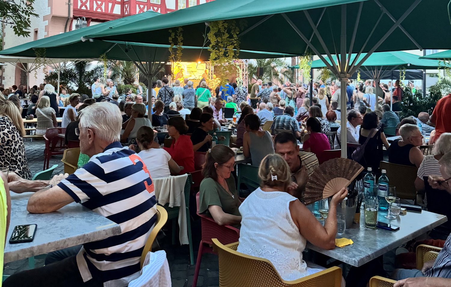 Zum letzten Mal in diesem Sommer wird zum „Abendgold“ auf den Altstädter Markt geladen.