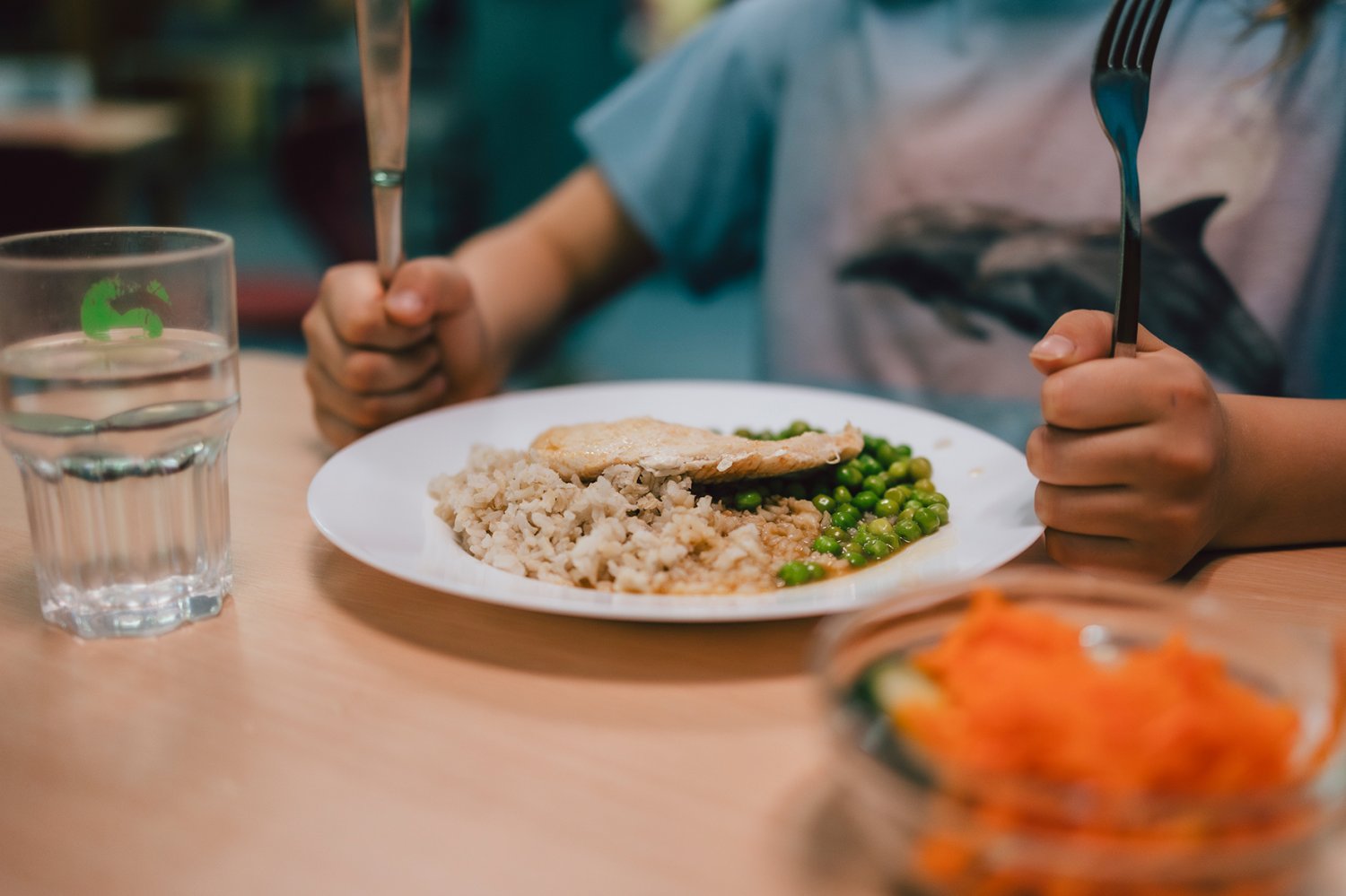 Ein kostenloses Mittagessen für Schüler und Kindergartenkinder im Main-Kinzig-Kreis fordert die Gewerkschaft Nahrung-Genuss- Gaststätten (NGG).