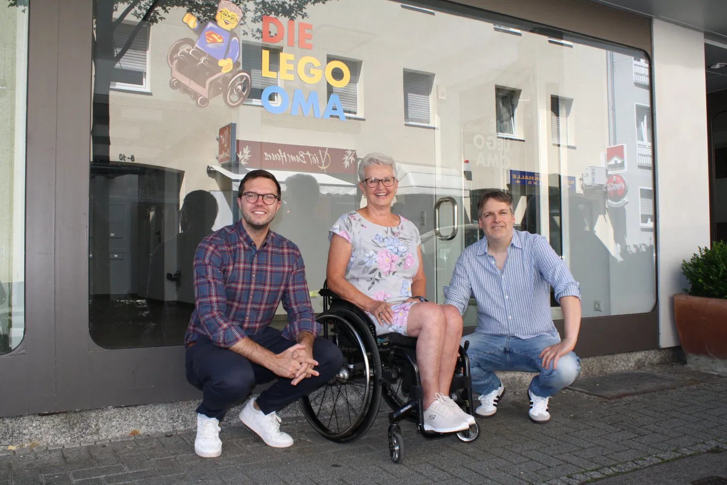Ganz neue Perspektiven eröffnen sich den Teilnehmenden auf der barrierefreien Tour am 2. Oktober, um 16.30 Uhr durch die Innenstadt von Hanau mit „Lego-Oma“ Rita Ebel.